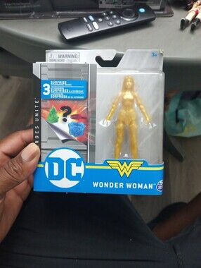 DC Metallic Gold Wonder Woman Mini Figure
